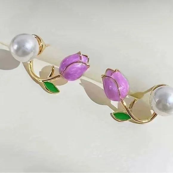Trendy Elegant Purple Tulip Flower Pearl Stud Earrings, Women's Stud Earrings - Picture 2 of 8